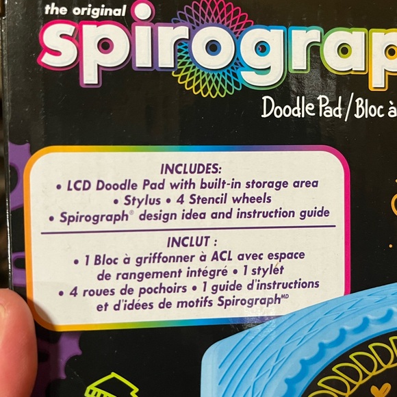 KIDS SPIROGRAPH —BRAND NEW IN PACKING—GREAT GIFT FOR ALL AGES—DRAWING FUN - Picture 8 of 11